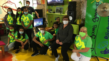 Sozialministerin Petra Grimm-Benne besucht Jugendclub in Schönebeck 